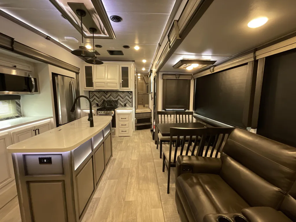 2022 Keystone Montana 3231CK, Photos photo 7