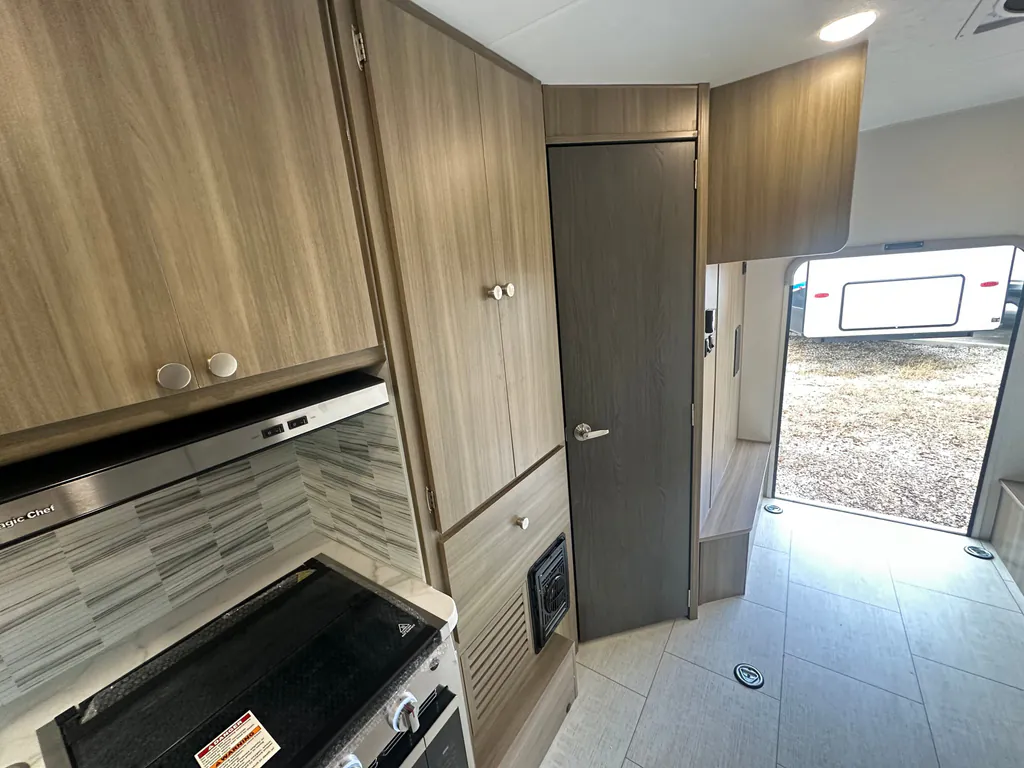 2026 Coachmen Freelander 22XG, Photos photo 39