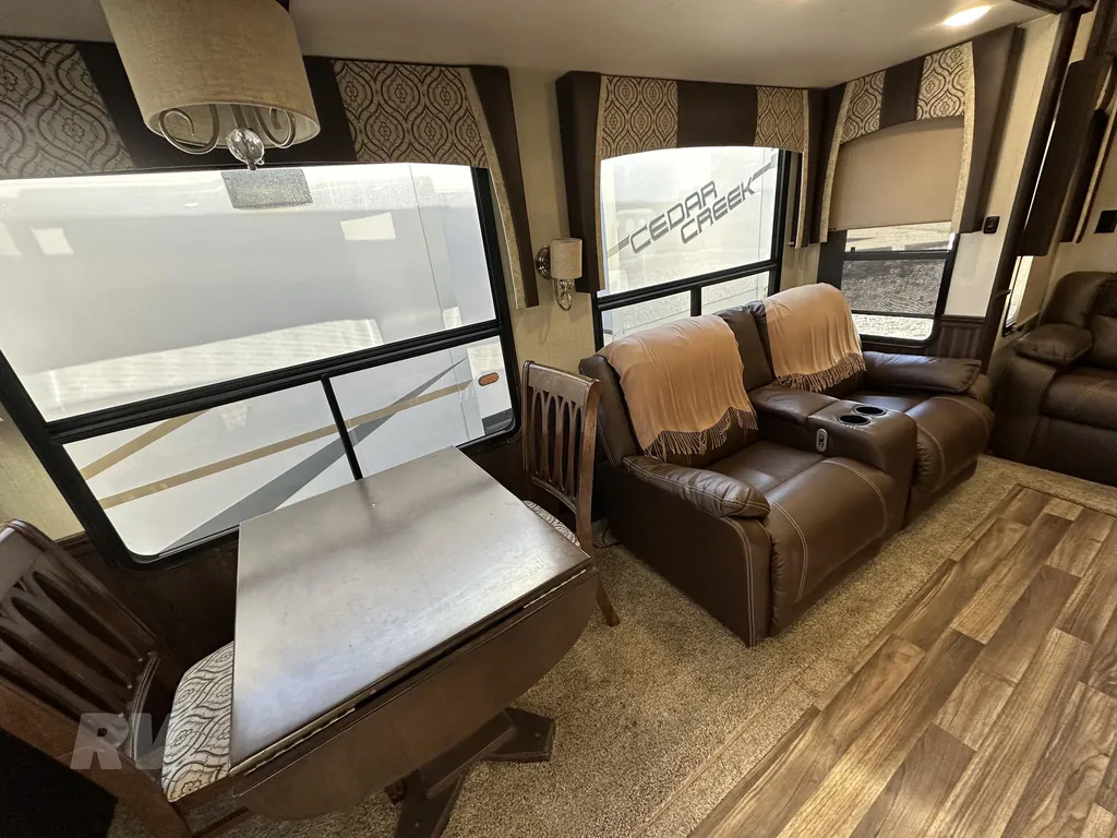 2017 Forest River Cardinal 3456RL, Photos photo 8