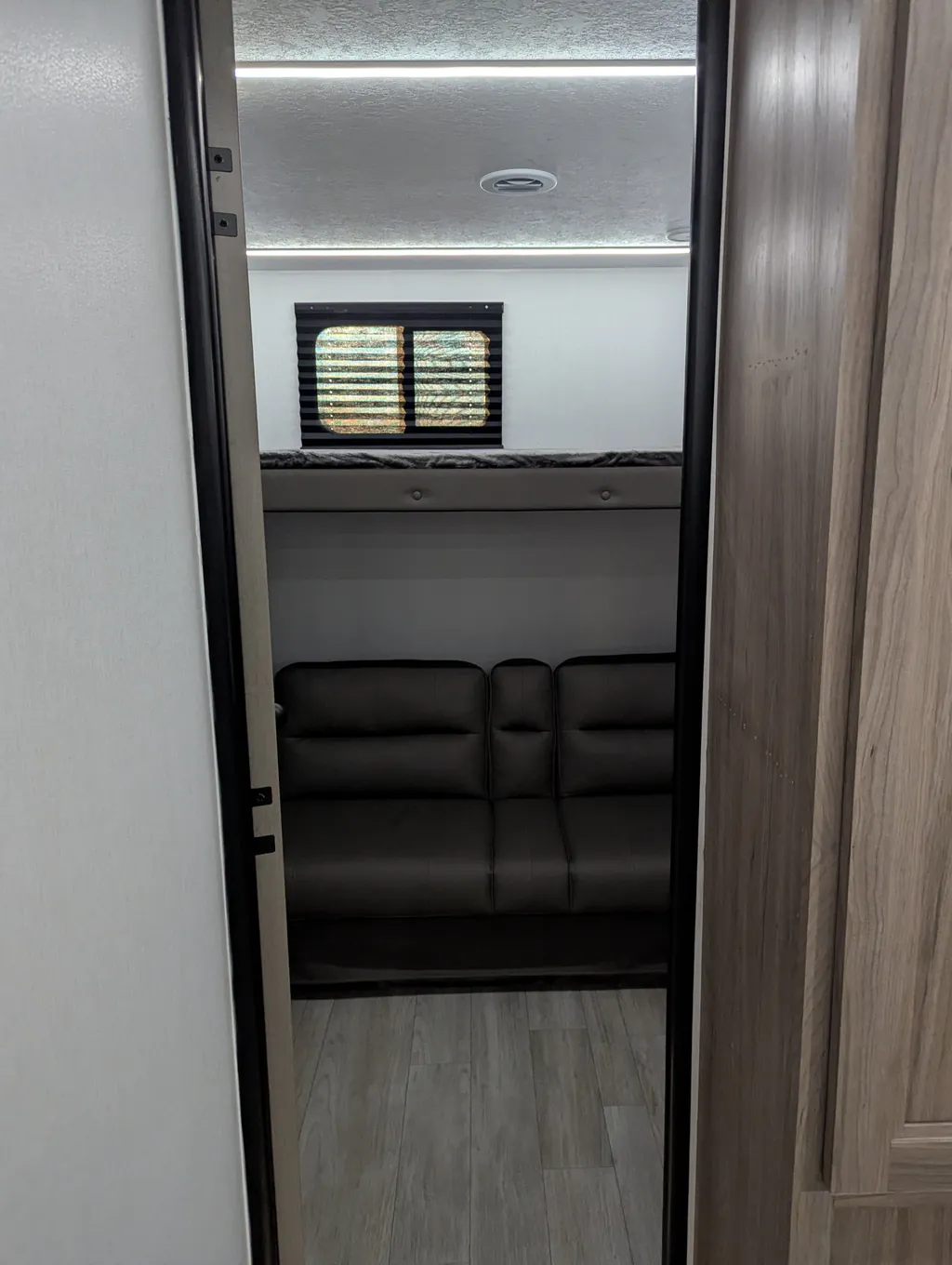 2026 Coachmen Freedom Express Select 30SE, Photos photo 57