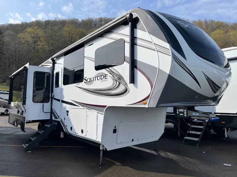 2022 Grand Design Solitude 280RK - Photo 2