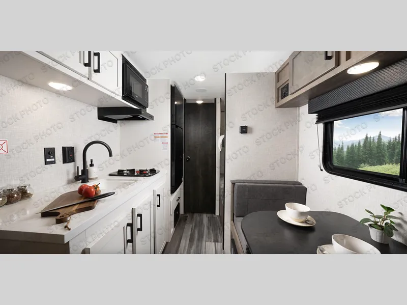 2024 Jayco Jay Flight SLX 174BH - Photo 3