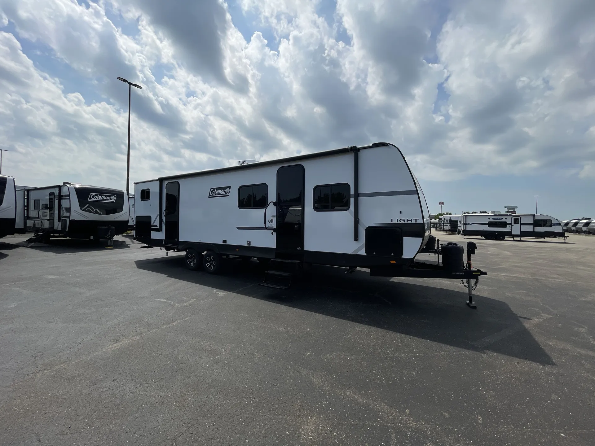 2026 Keystone Coleman Light 29BX - Photo 2