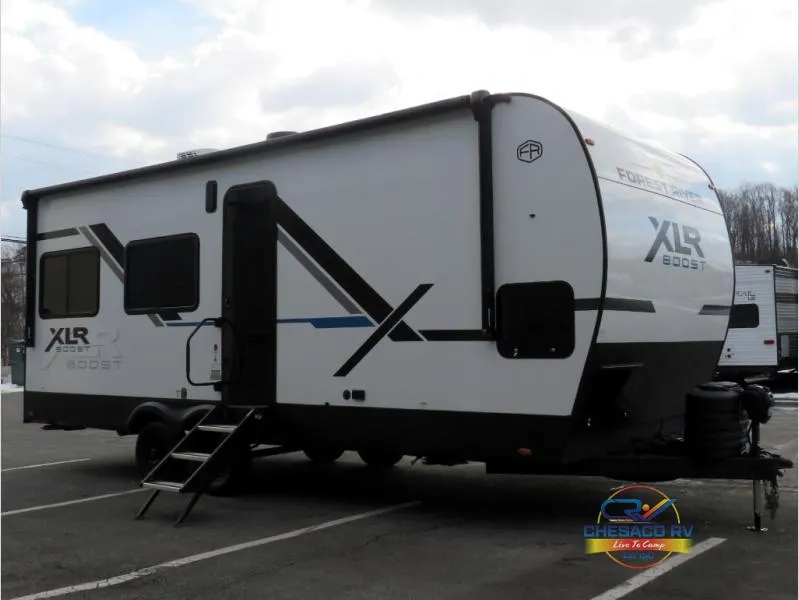2025 Forest River XLR Boost 2114BX - Photo 3
