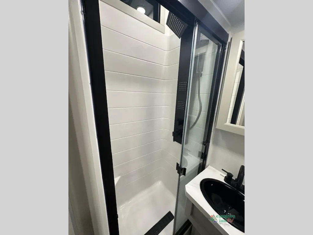 2026 Brinkley Model G 3970, Photos photo 37