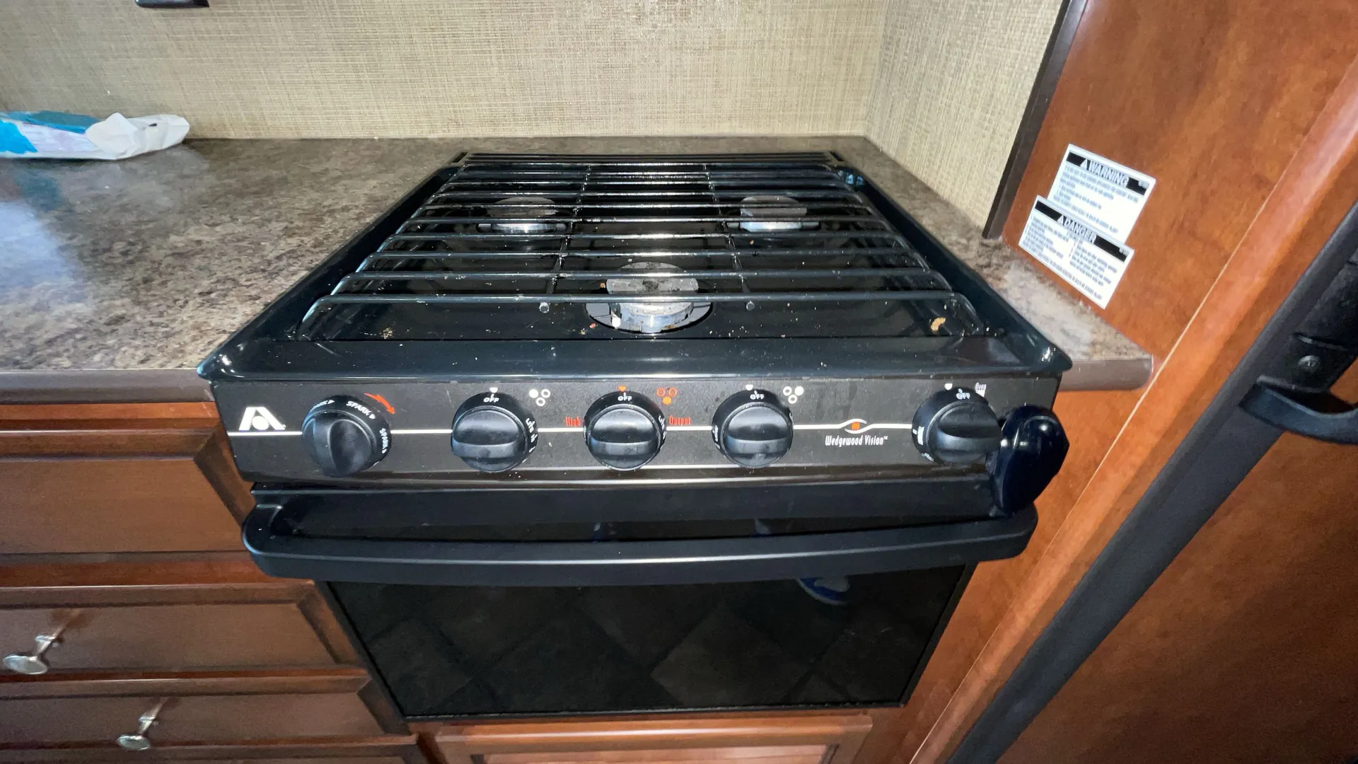 2014 Newmar Bay Star Sport 3306 — living area main