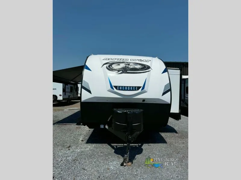 2022 Forest River Cherokee Alpha Wolf 28FK-L - Photo 3