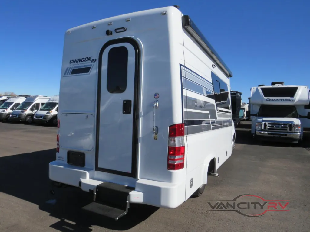 2024 Chinook RV Summit SS, Photos photo 6