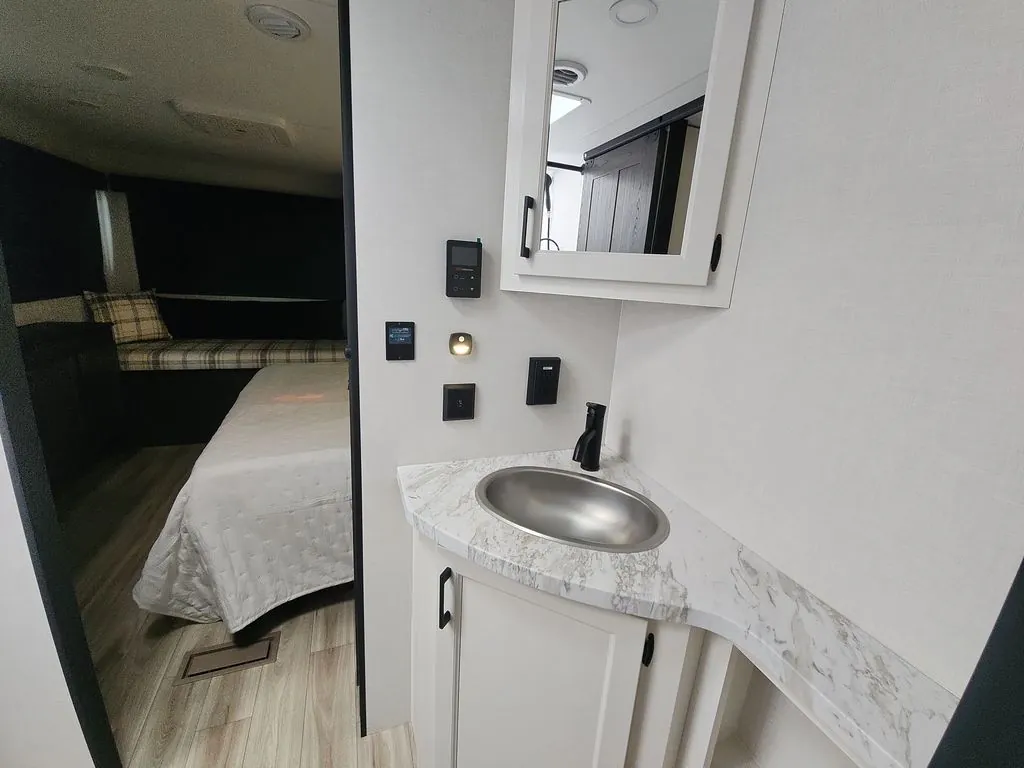 2026 Venture RV Stratus SR282VFD, Photos photo 30