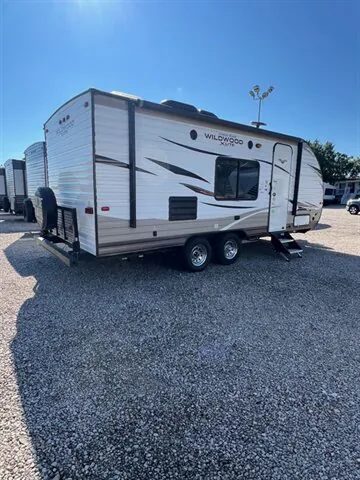 2018 Forest River Wildwood X-Lite 201BHXL - Photo 3