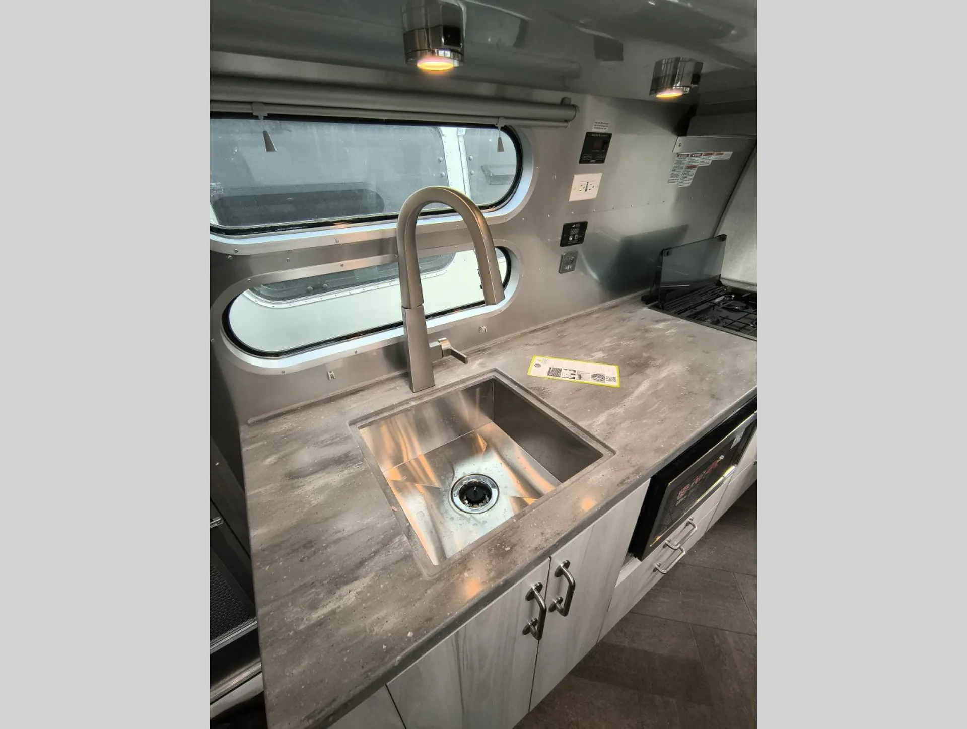 2026 Airstream International 30RB Twin dealer photo 5 from Vogt RV Center