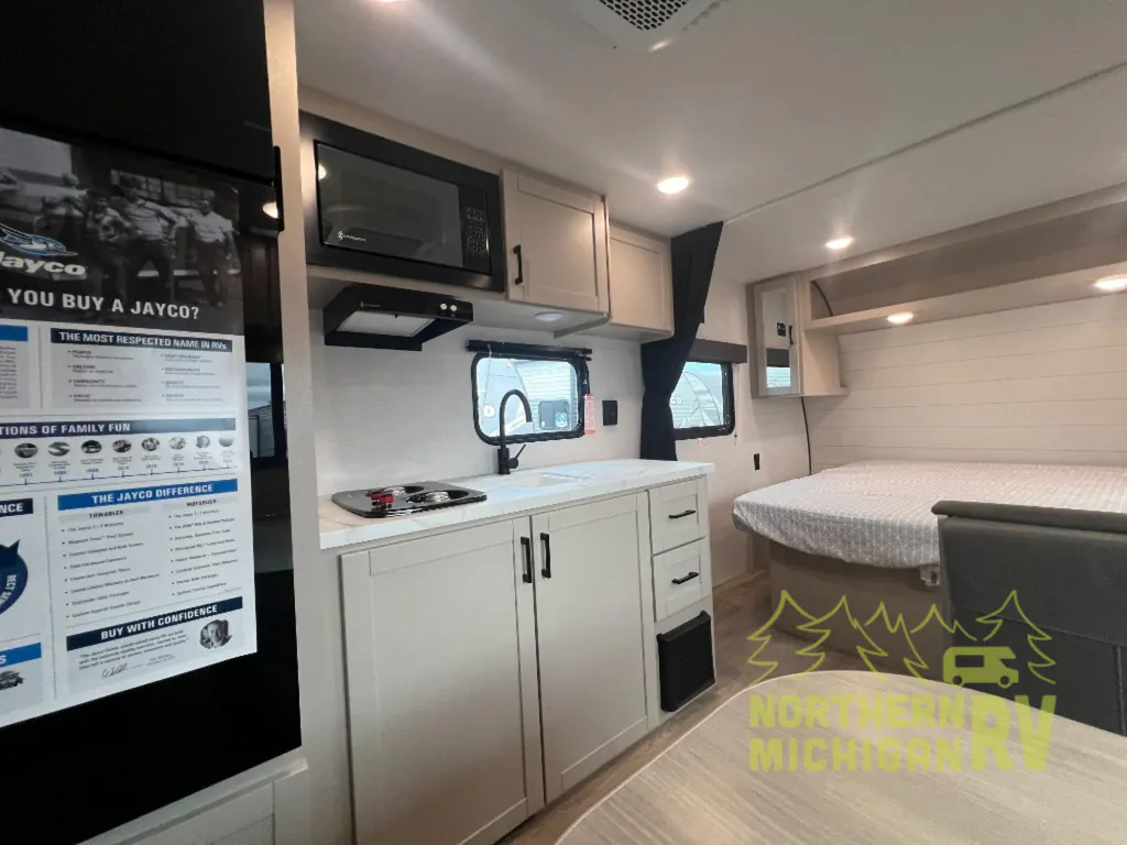 2027 Jayco Jay Flight 175FQ, Photos photo 8