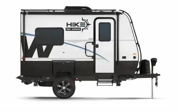 Winnebago HIKE 100 H1316TB exterior