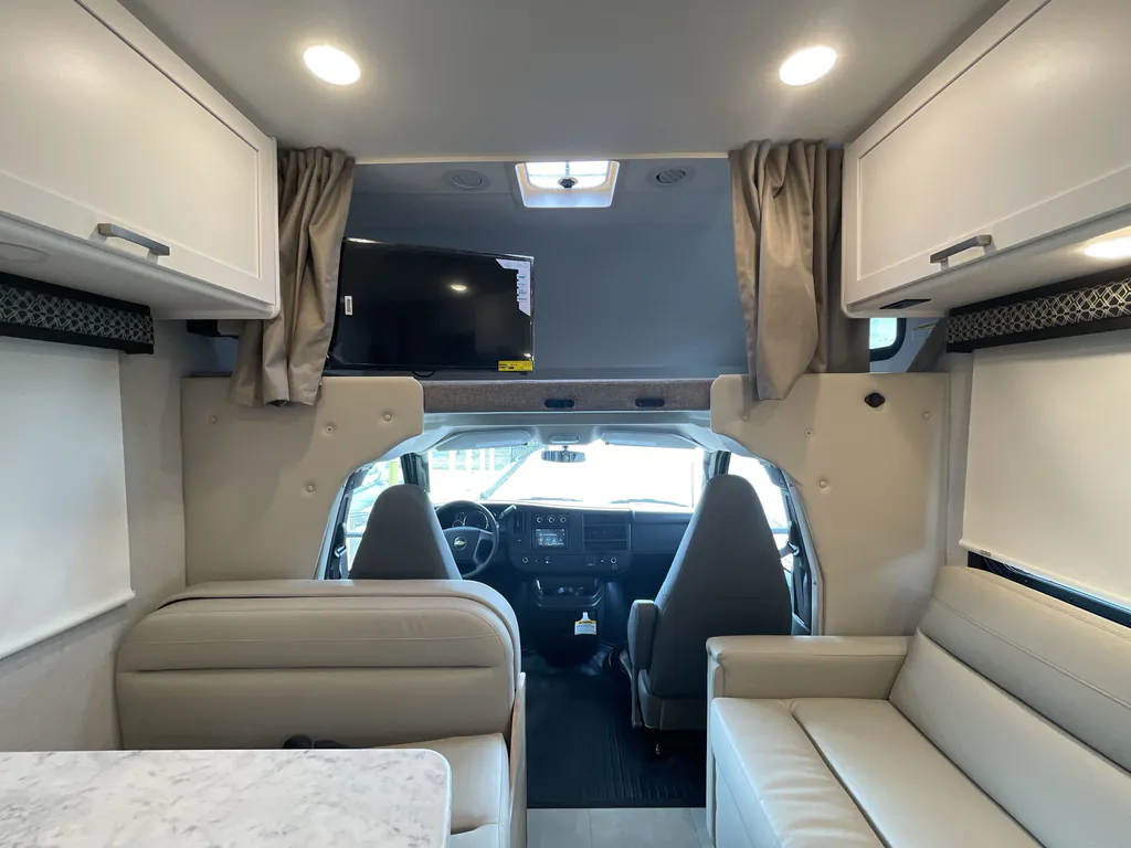 2026 Thor Motor Coach Freedom Elite 28HZ, Photos photo 9