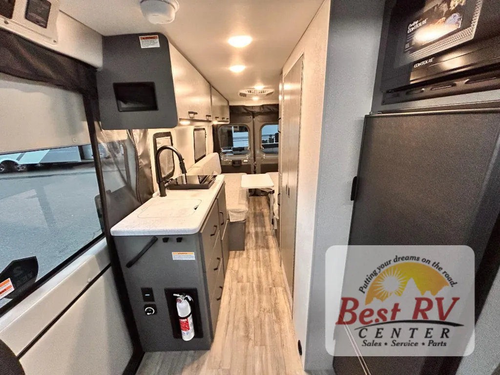2026 Thor Motor Coach Tellaro 20U, Photos photo 15