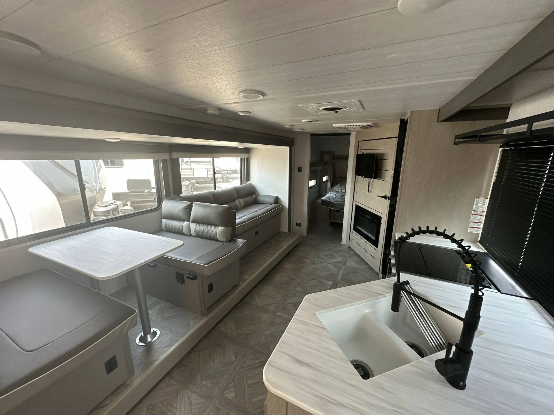2024 Forest River Salem Cruise Lite 26ICE — living area main