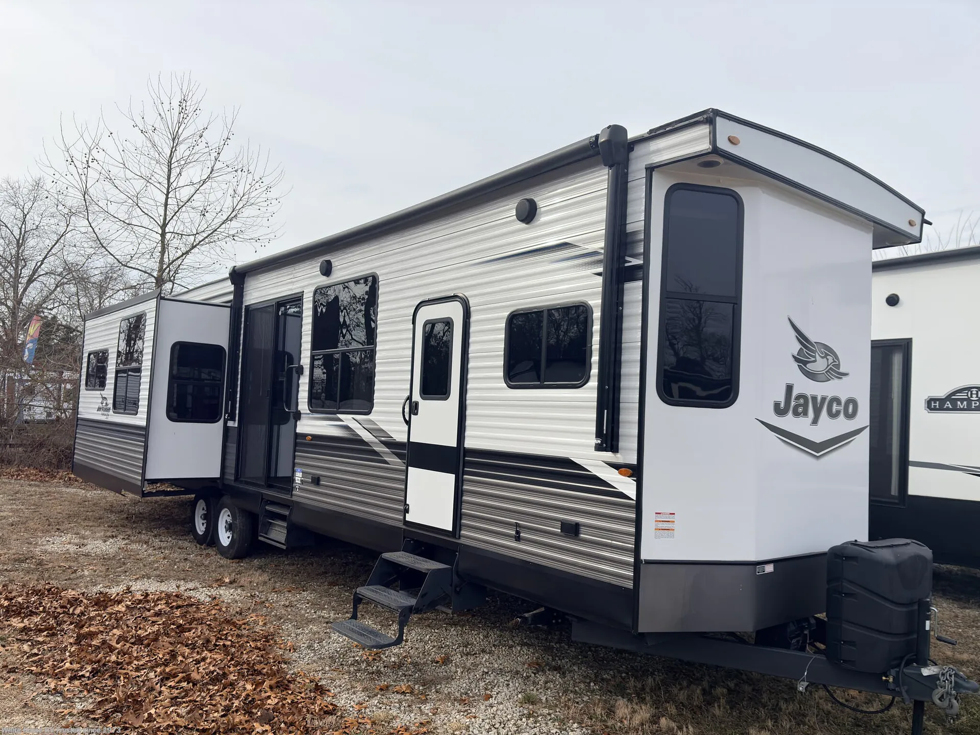 2022 Jayco Jay Flight Bungalow 40RLTS - Photo 2