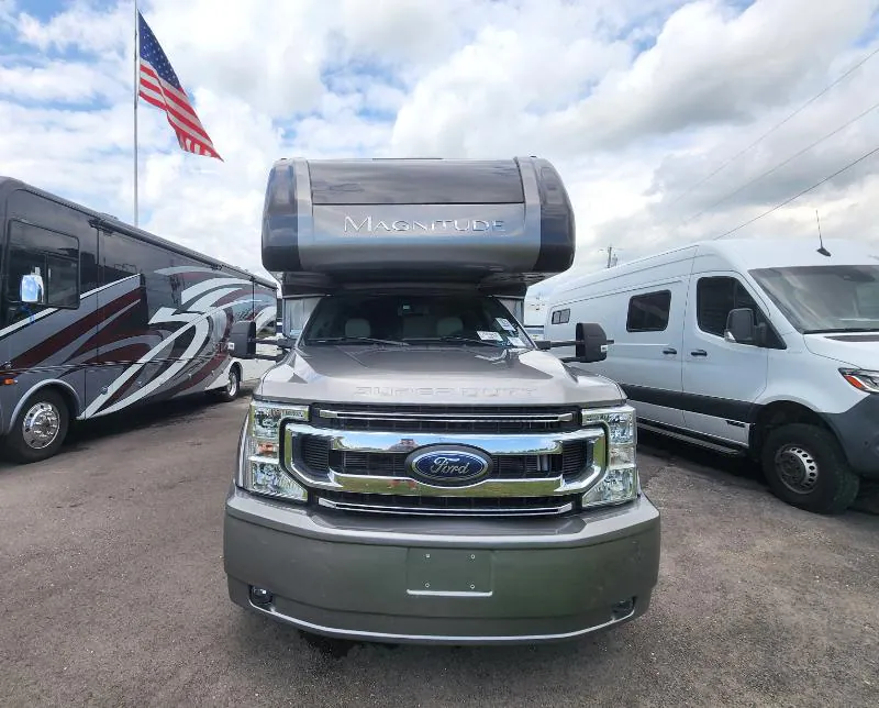 2022 Thor Motor Coach Magnitude Super C XG32, Photos photo 52