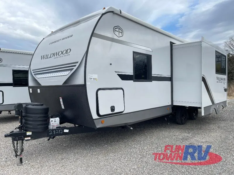 2026 Forest River RV Wildwood Heritage Glen Hyper-Lyte 24RBHL - Photo 3