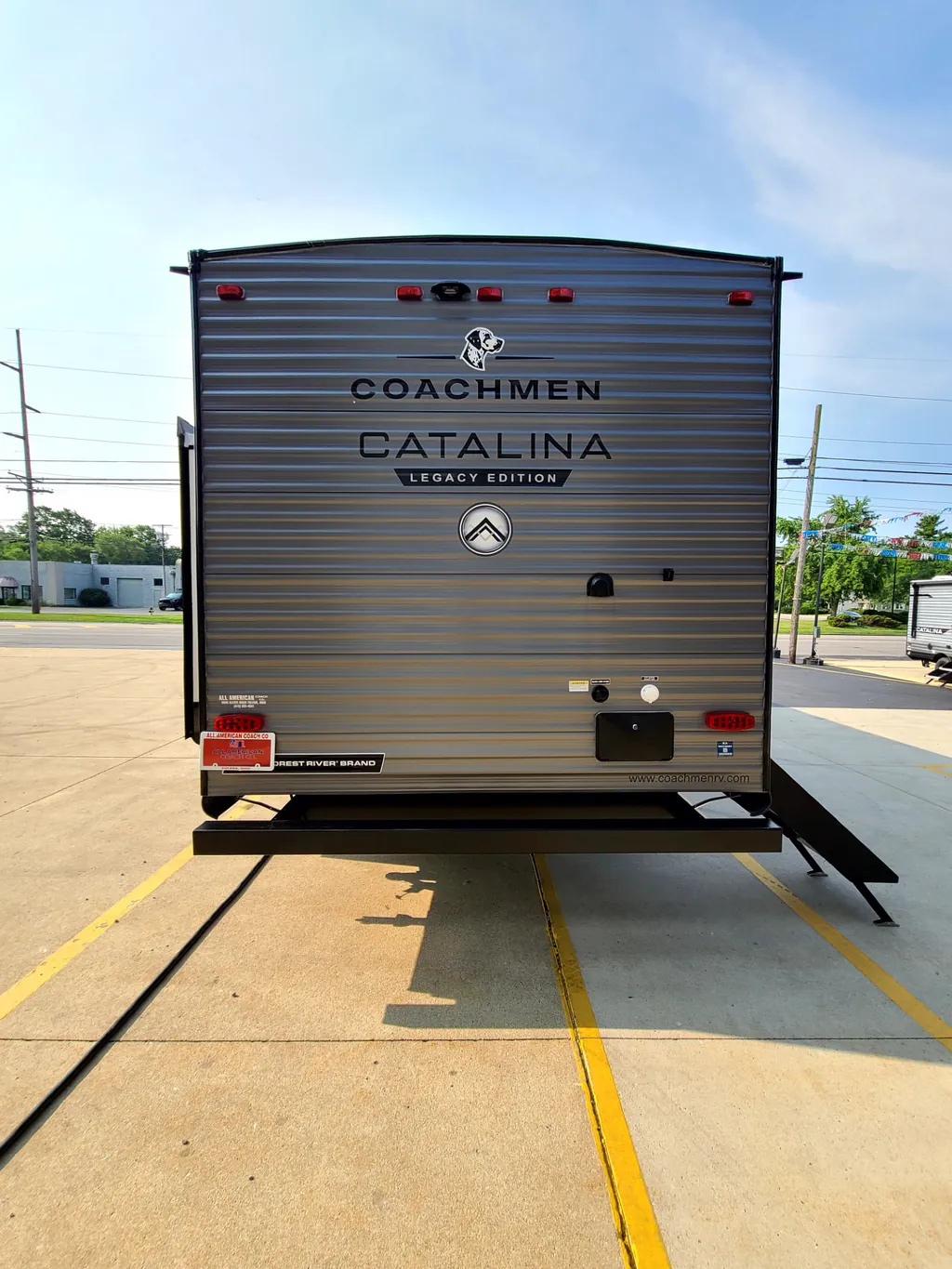 2027 Coachmen Catalina Legacy Edition 333DBDSCK, Photos photo 6