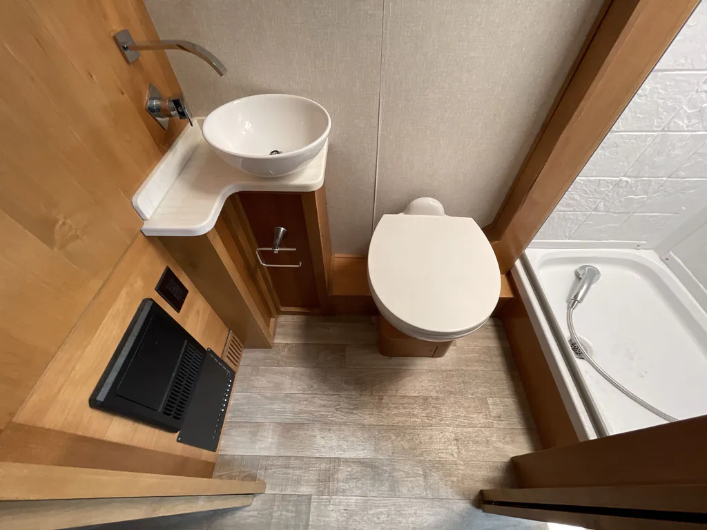 2019 Tiffin Wayfarer 24 FW, Photos photo 15
