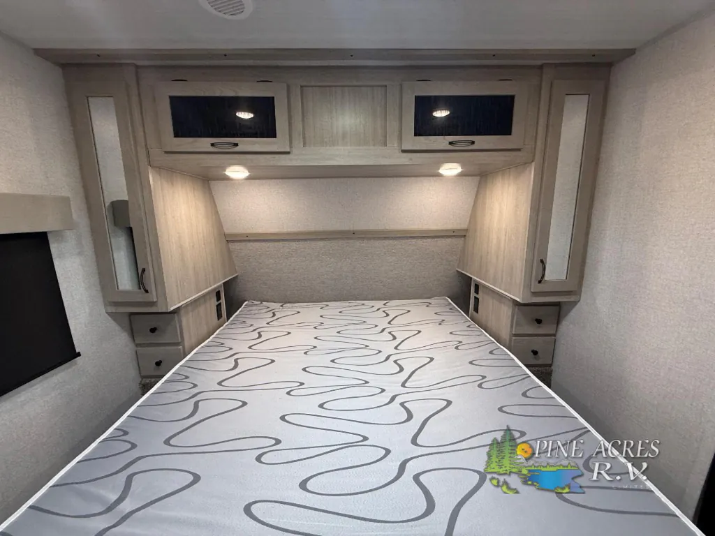 2022 East to West Alta 2850KRL, Photos photo 24