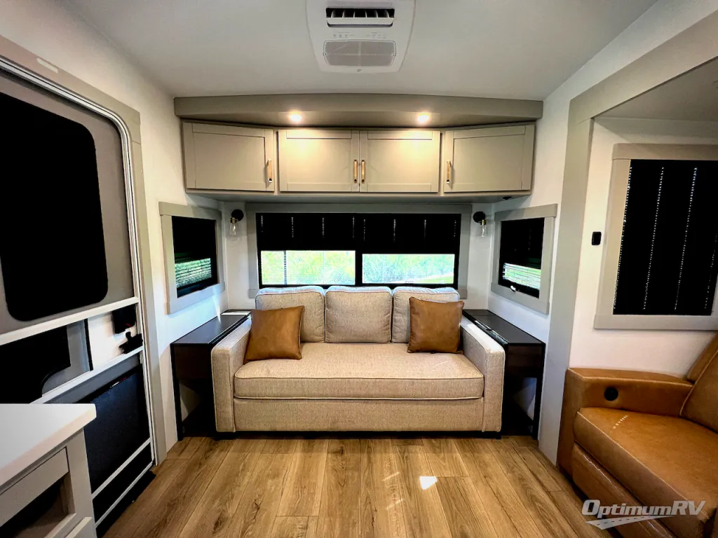 2025 Brinkley Model Z 2670, Photos photo 6