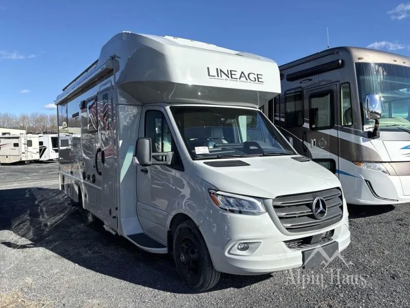 2026 Grand Design Lineage Series M 25FW - Photo 4