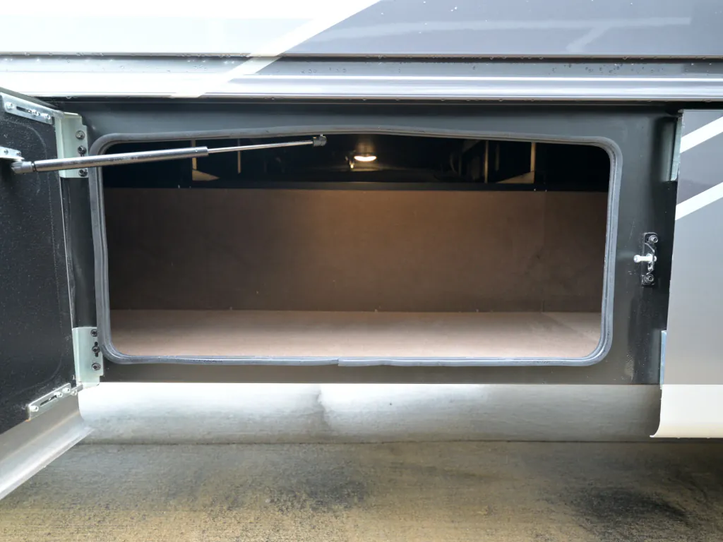 2027 Entegra Coach Accolade 37K, Photos photo 48