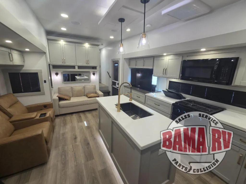 2025 Brinkley Model Z 3400, Photos photo 8