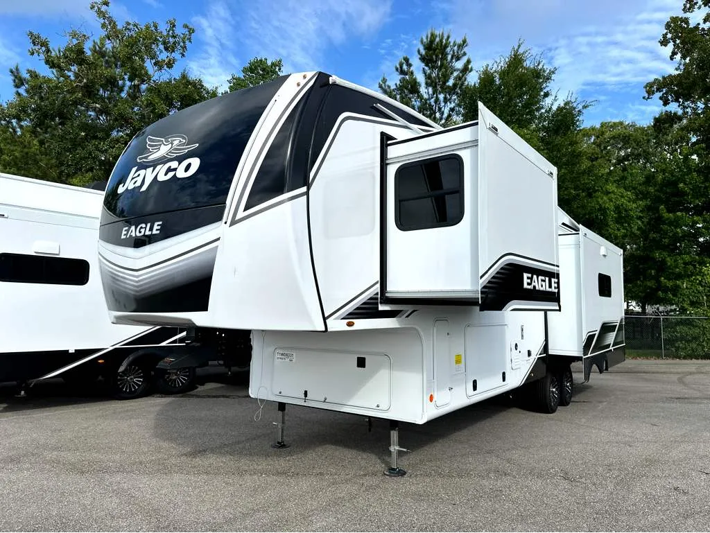 2026 Jayco Eagle 321RSTS - Photo 4