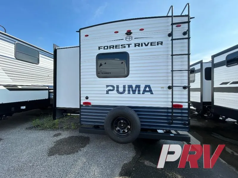 2027 Palomino Puma 31QBBH - Photo 3