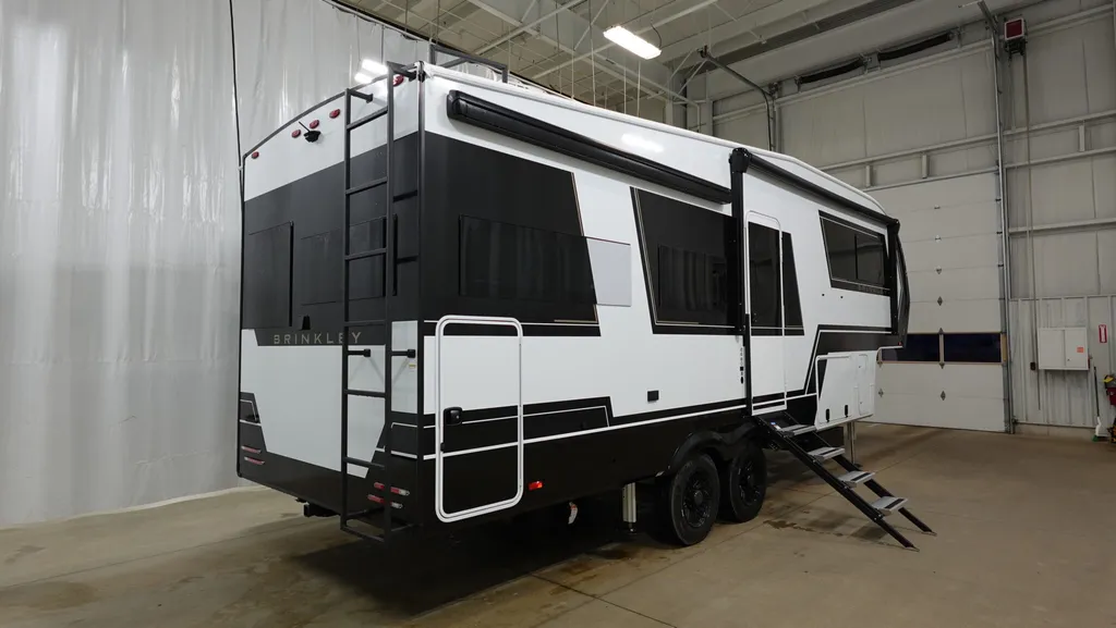2026 Brinkley Model Z 2680, Photos photo 7