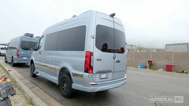 2027 Grech Motors Vacanza-ion 19AWD - Photo 4