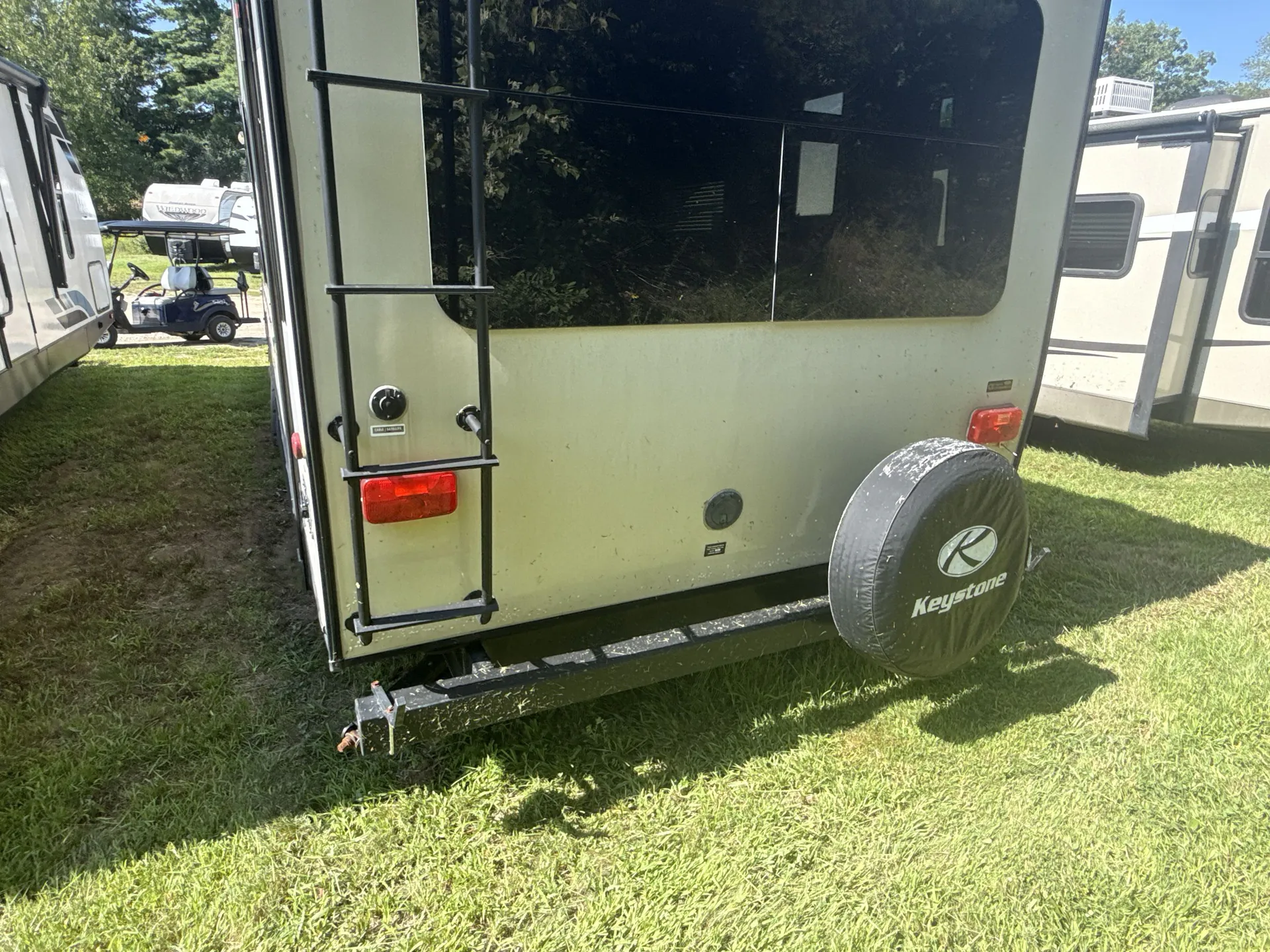 2015 Keystone Outback 277RL — living area main