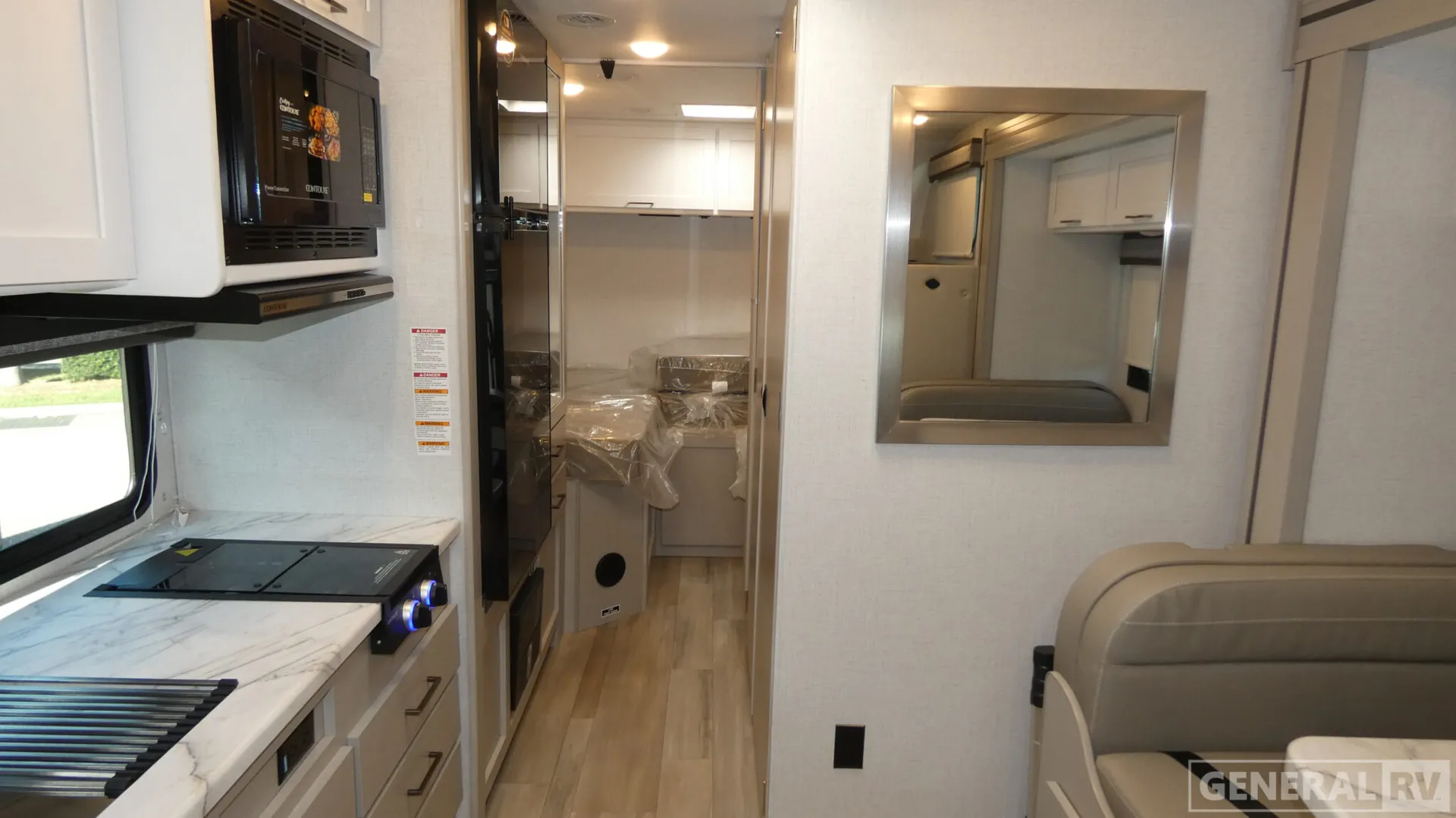 2026 Thor Motor Coach Pasadena SE SZ25 - Photo 3