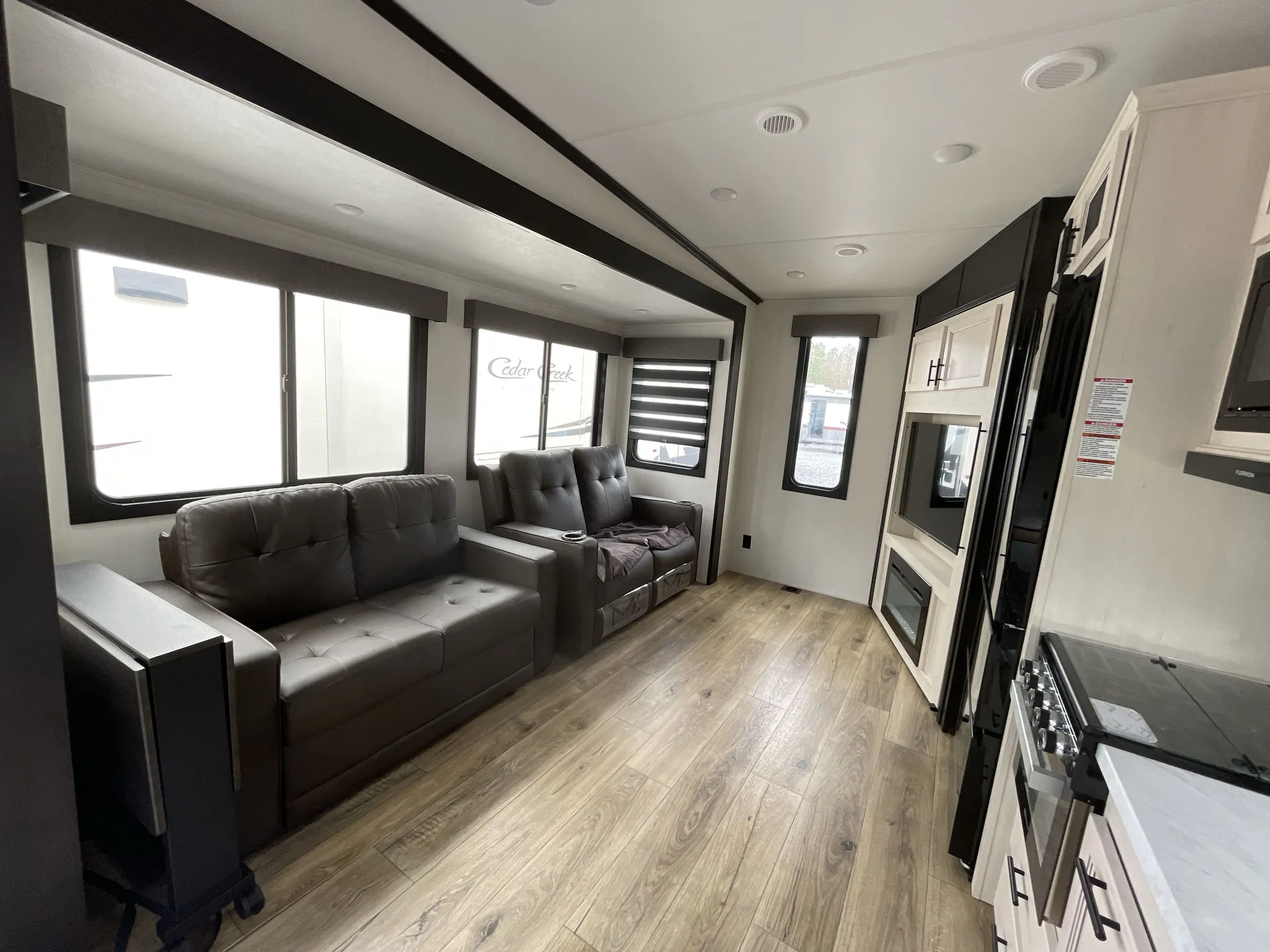 2025 Forest River Sabre 25RLS — living area main