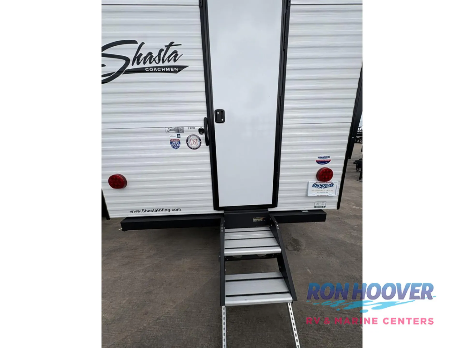 2026 Shasta Compact 17DB - Photo 4