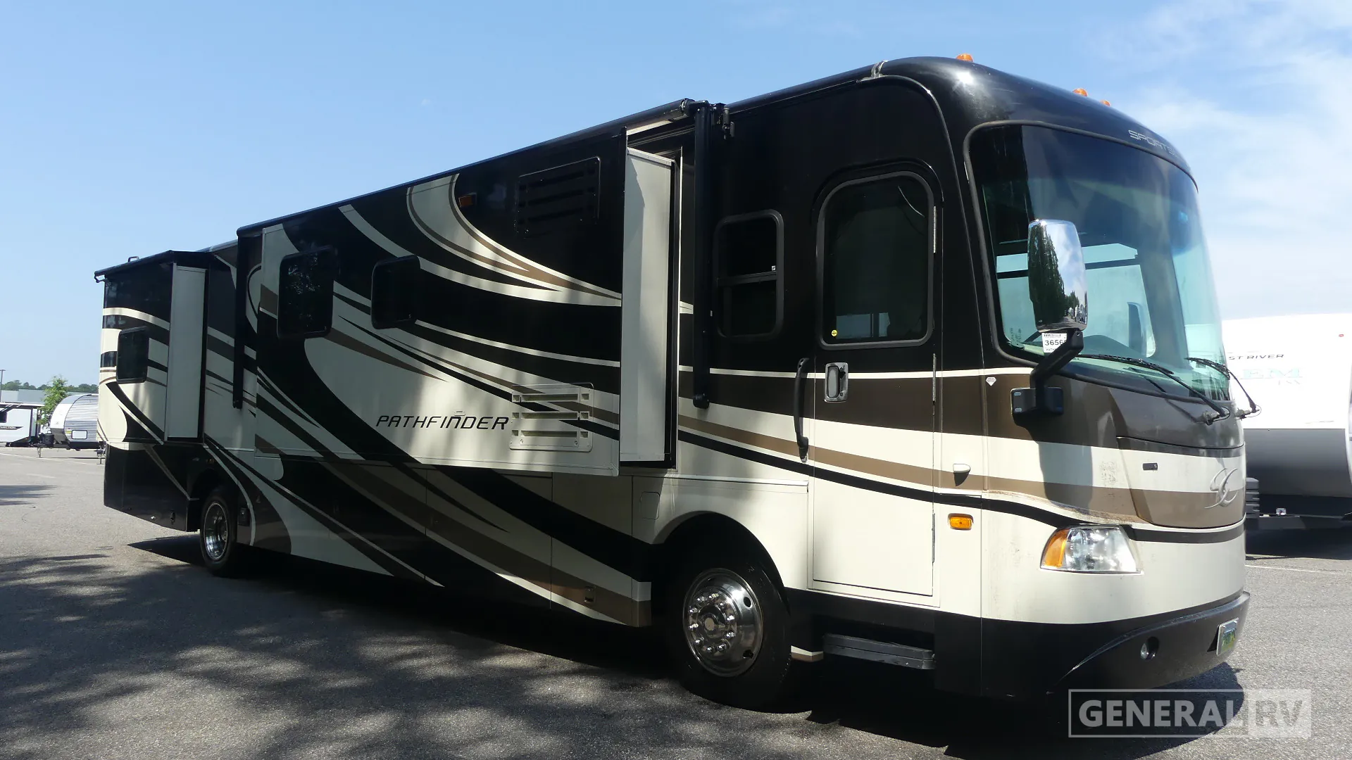 2011 Coachmen Sportscoach Pathfinder Elite 405FK - Photo 2