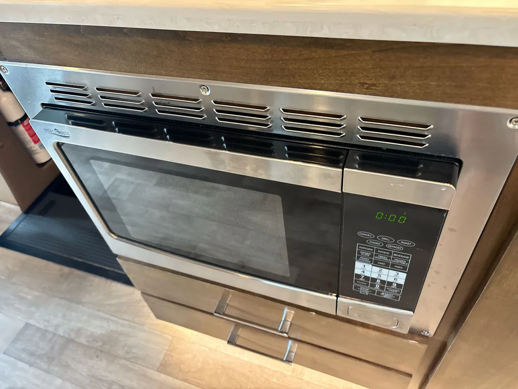 2019 Tiffin Wayfarer 25 QW, Photos photo 12