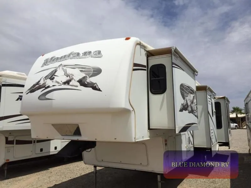 2006 Keystone RV Montana 3600RE - Photo 3