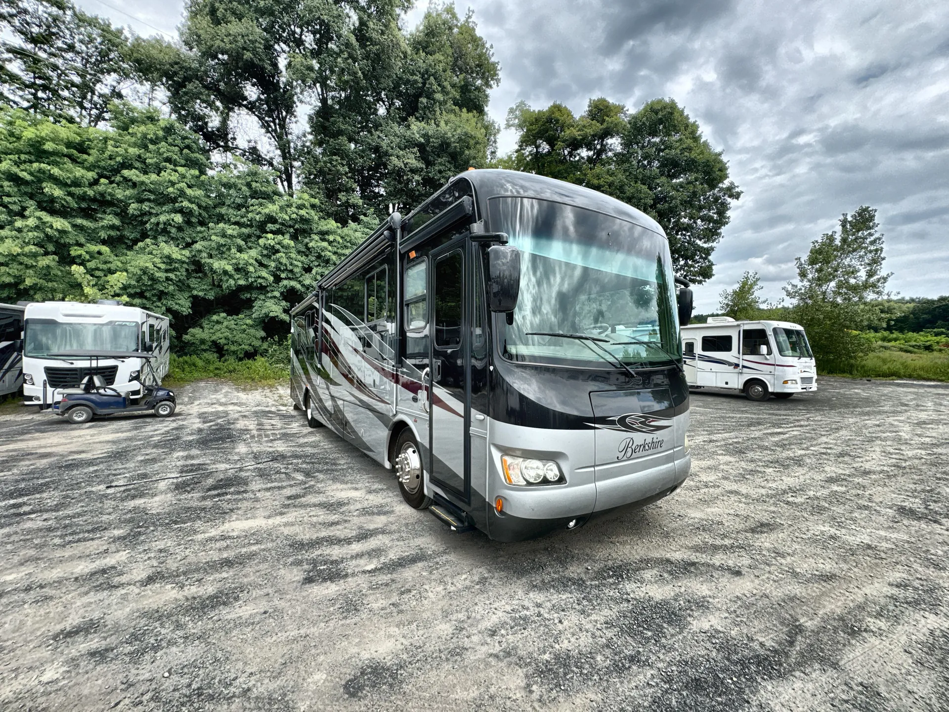 2014 Forest River Berkshire 390BH - Photo 2