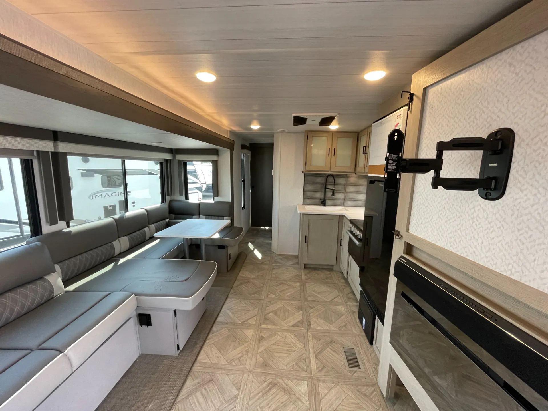 2024 Forest River Salem 29BDB dealer photo 1 from Camping World