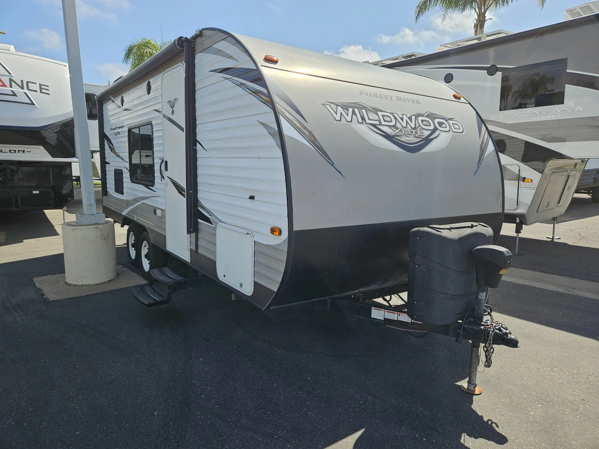 2018 Forest River Wildwood X-Lite 201BHXL