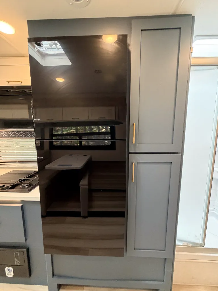 2027 Thor Motor Coach Quantum HS31, Photos photo 27