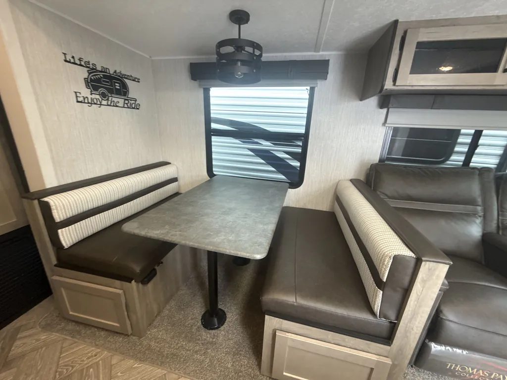2022 Forest River Puma 32BHQS, Photos photo 14