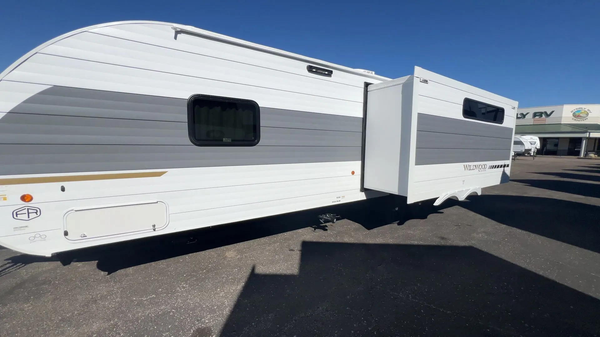 2026 Forest River Wildwood X-Lite 28ICE - Photo 3
