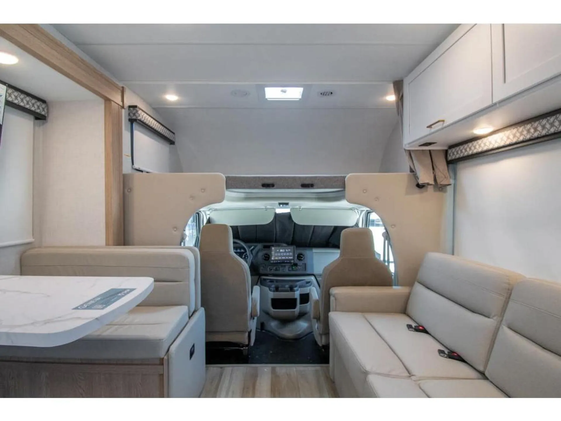 2027 Thor Motor Coach Geneva 28VT - Photo 4