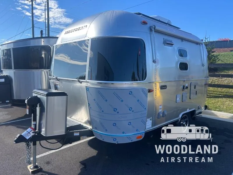 2026 Airstream Caravel 16RB - Photo 3