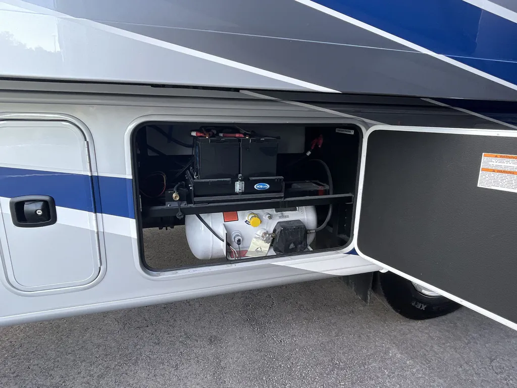 2027 Entegra Coach Vision XL 36C, Photos photo 18